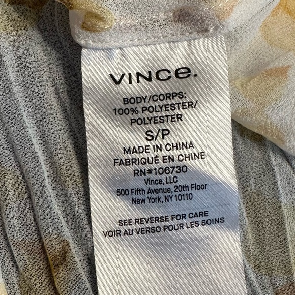 Vince Pressed Petal Long Sleeve Blouse in Off White Sheer Pleated size Small - Picture 10 of 12